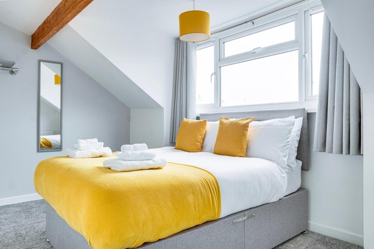 Spacious 4 Bedroom House Near Leeds Cc Beeston Hill Kültér fotó