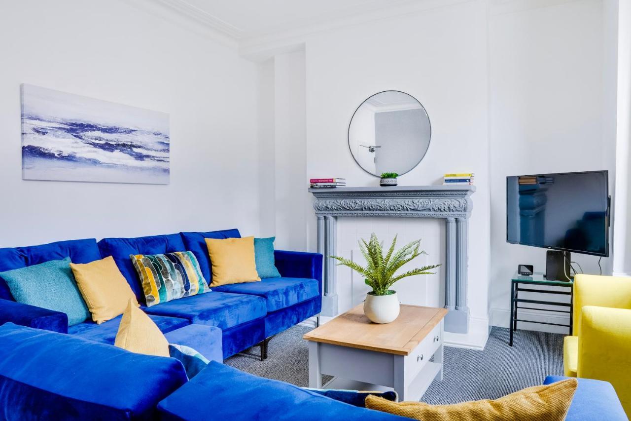 Spacious 4 Bedroom House Near Leeds Cc Beeston Hill Kültér fotó